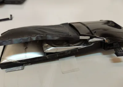 進水損壞-iPhone換原廠電池